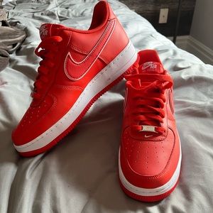 Nike Air Force 1 Orange.